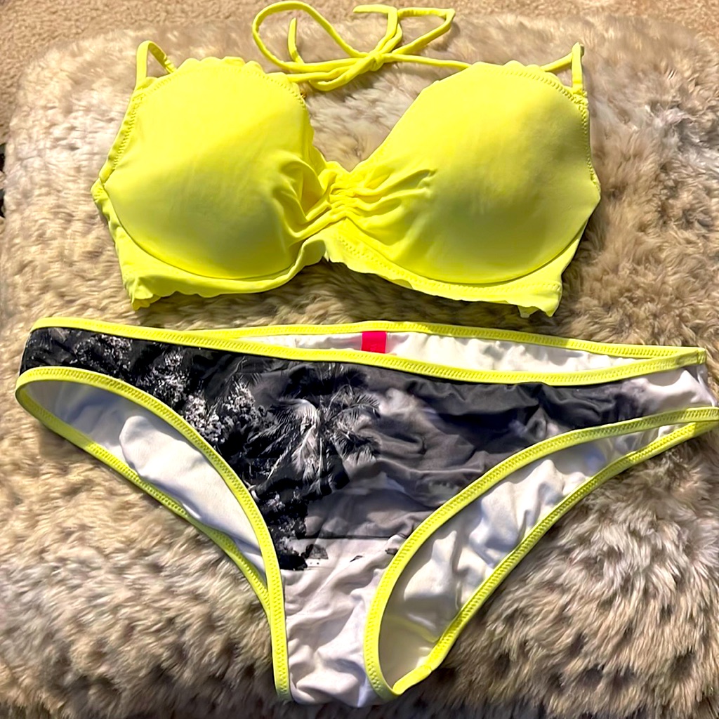 Victoria’s Secret Bright Yellow Bikini Top And Bottom